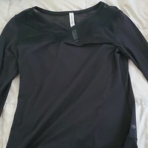 Lululemon black long sleeve